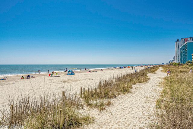400 20th Ave N Apt 606, Myrtle Beach, SC 29577