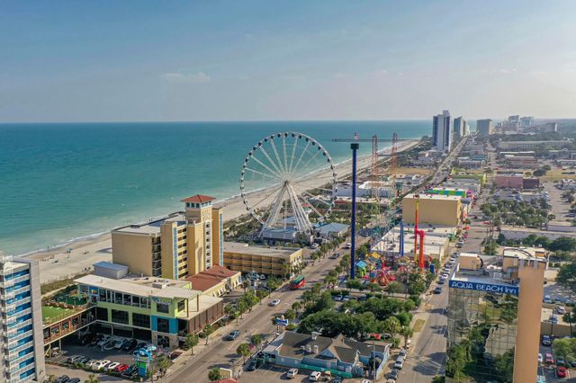 400 20th Ave N Apt 606, Myrtle Beach, SC 29577