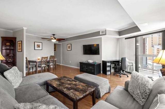 400 20th Ave N Apt 606, Myrtle Beach, SC 29577