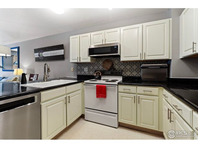 1080 Artemis Cir, Lafayette, CO 80026