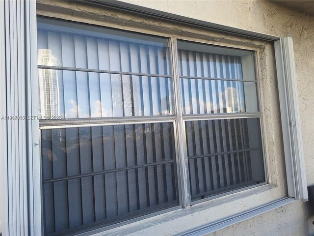 201 180th Dr 205, Sunny Isles Beach, FL 33160