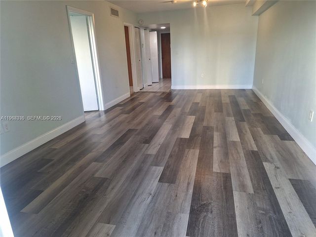 201 180th Dr 205, Sunny Isles Beach, FL 33160