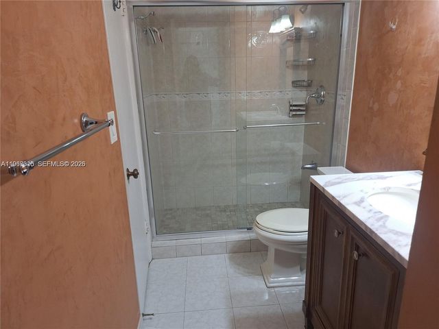201 180th Dr 205, Sunny Isles Beach, FL 33160