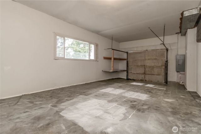 306 122nd St S, Tacoma, WA 98444