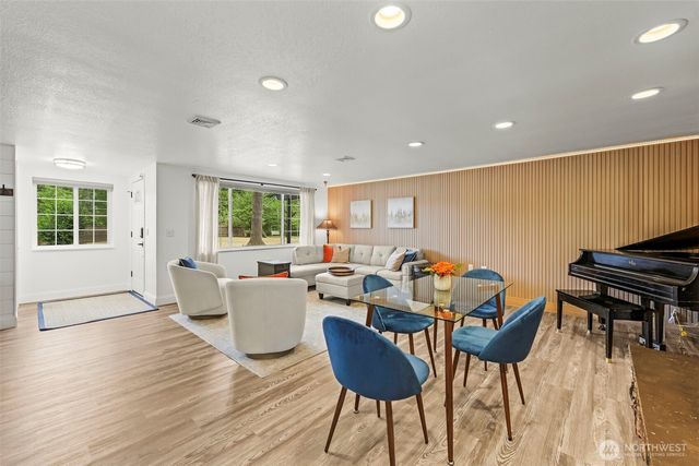 7045 Hawks Prairie Road NE, Olympia, WA 98516