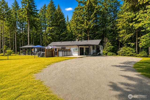 7045 Hawks Prairie Road NE, Olympia, WA 98516