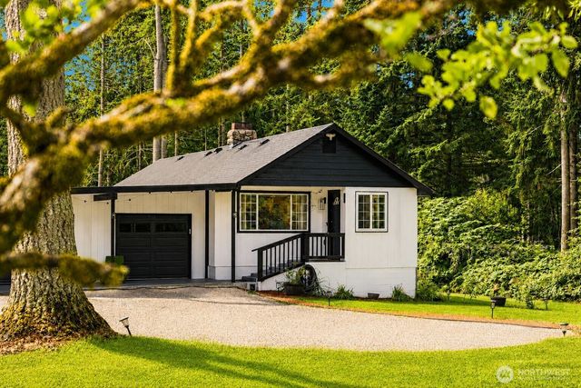 7045 Hawks Prairie Road NE, Olympia, WA 98516