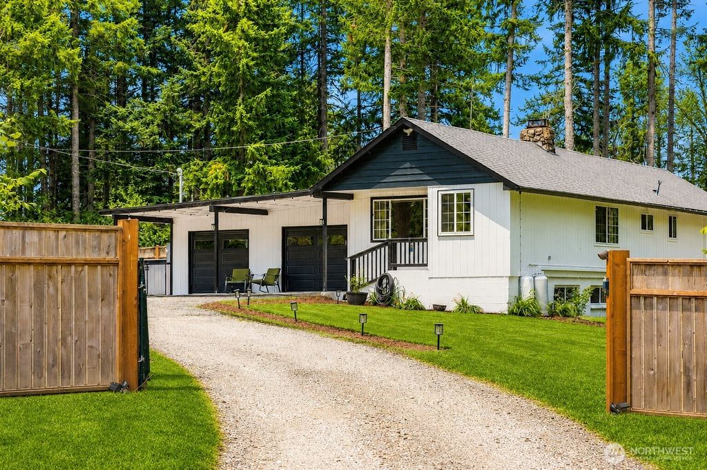 7045 Hawks Prairie Road NE, Olympia, WA 98516