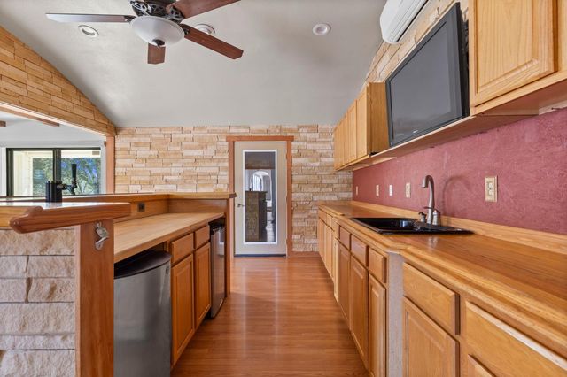 20160 Latrobe Rd, Plymouth, CA 95669