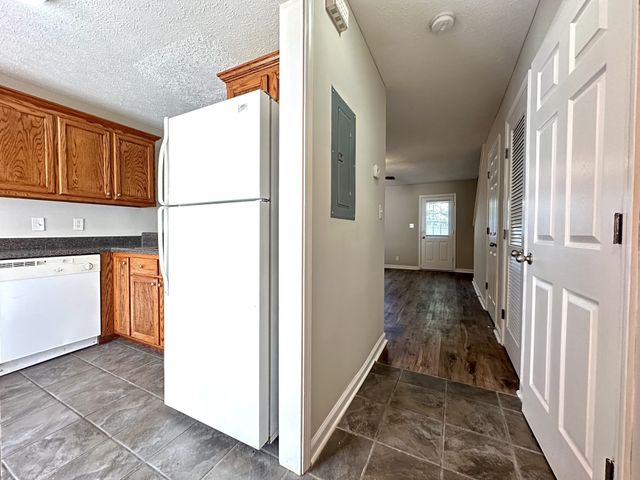 300 Condor Ct Apt A, Clarksville, TN 37042