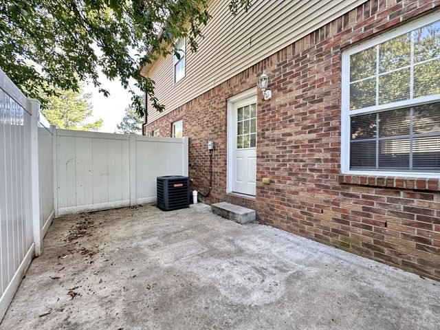 300 Condor Ct Apt A, Clarksville, TN 37042