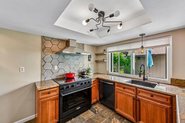 7913 Rocky Point Ct, Citrus Heights, CA 95610