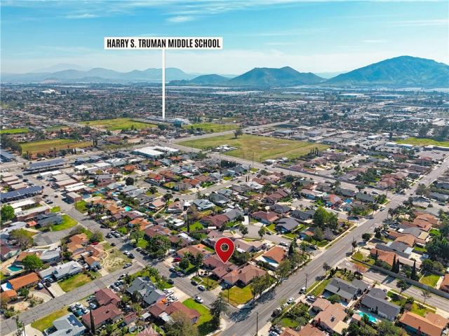 15937 Manzanita, Fontana, CA 92335