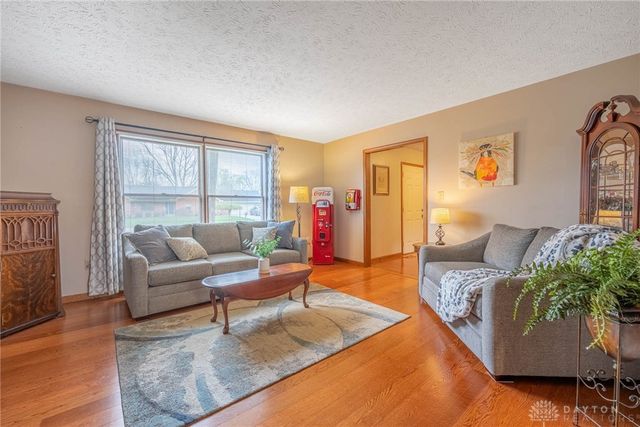 3036 Patsie Drive, Beavercreek, OH 45434