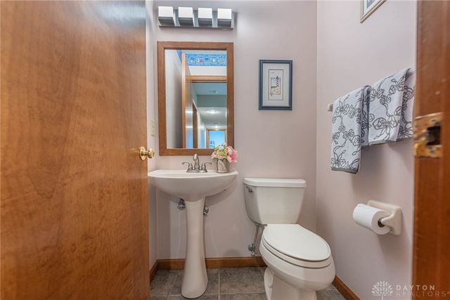 3036 Patsie Drive, Beavercreek, OH 45434