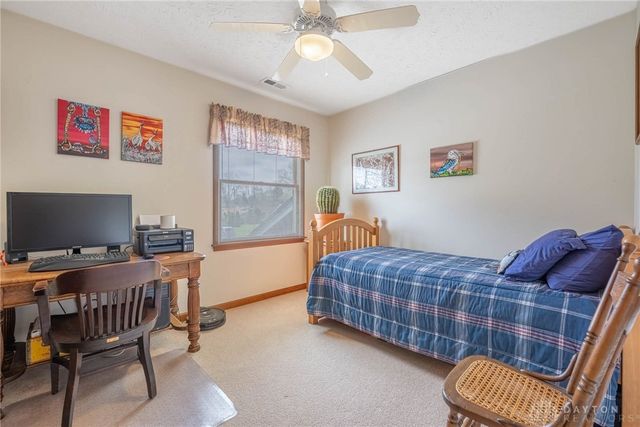 3036 Patsie Drive, Beavercreek, OH 45434