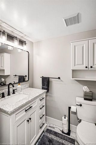 716 S Milford Road, Milford, MI 48381