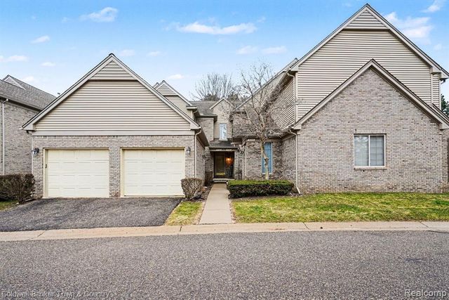 716 S Milford Road, Milford, MI 48381