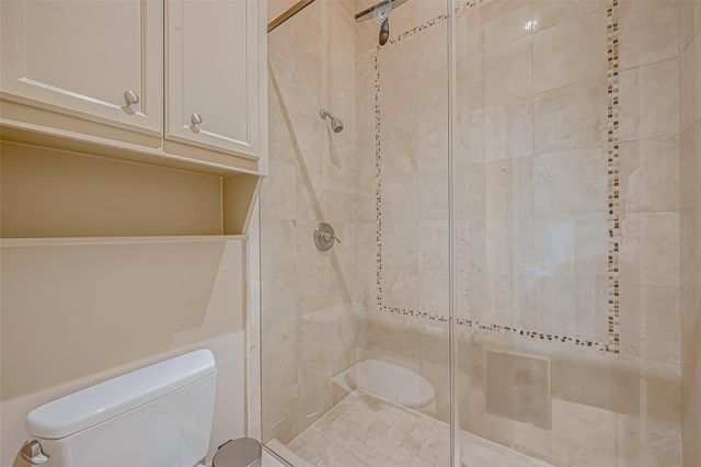 311 Calle Sevilla Place, Houston, TX 77007