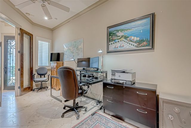 311 Calle Sevilla Place, Houston, TX 77007