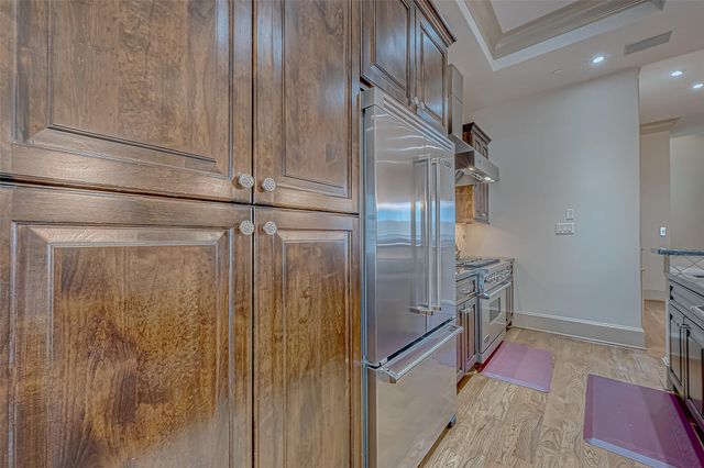 311 Calle Sevilla Place, Houston, TX 77007