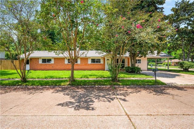 5804 HABEEB Drive, Alexandria, LA 71303