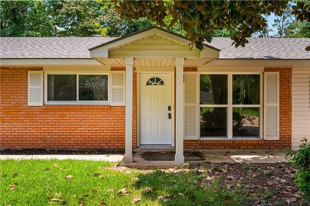 5804 HABEEB Drive, Alexandria, LA 71303