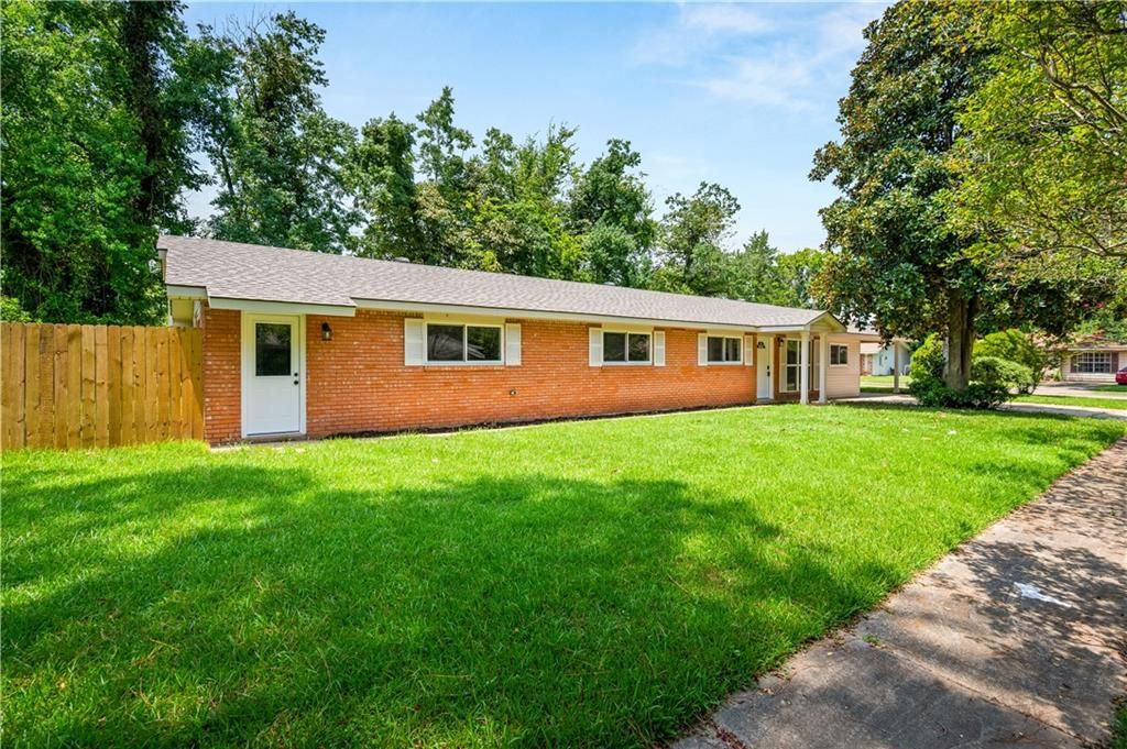 5804 HABEEB Drive, Alexandria, LA 71303
