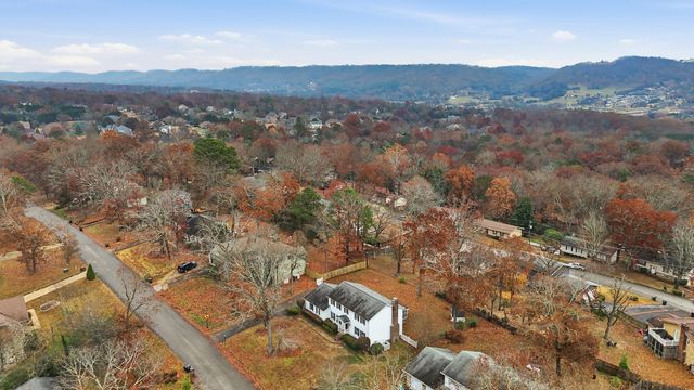 206 Shadow Parkway, Chattanooga, TN 37421