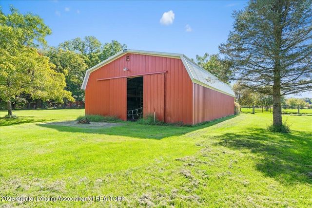 11656 Bishop Highway, Lansing, MI 48911