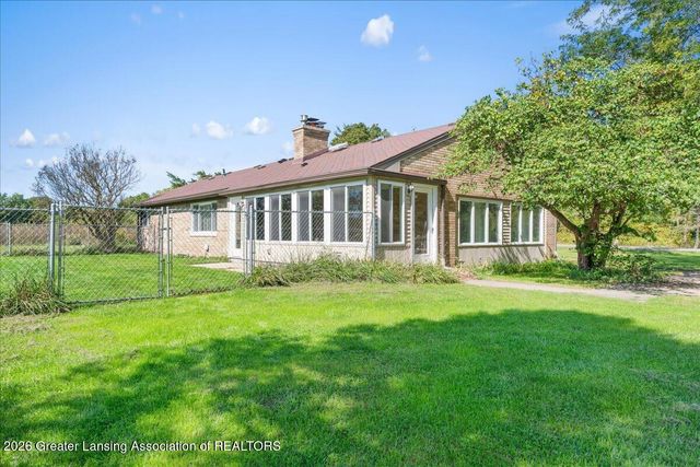 11656 Bishop Highway, Lansing, MI 48911