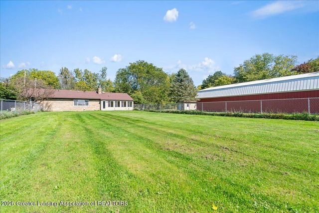 11656 Bishop Highway, Lansing, MI 48911
