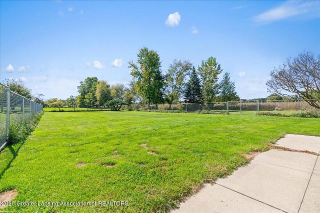 11656 Bishop Highway, Lansing, MI 48911