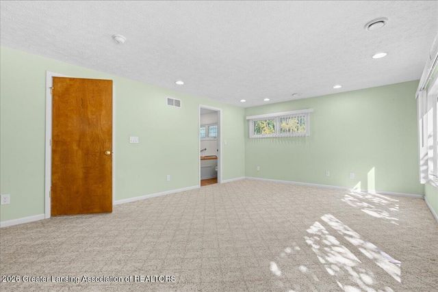 11656 Bishop Highway, Lansing, MI 48911