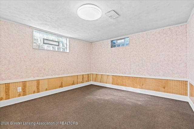 11656 Bishop Highway, Lansing, MI 48911