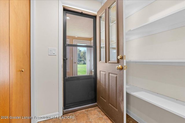 11656 Bishop Highway, Lansing, MI 48911