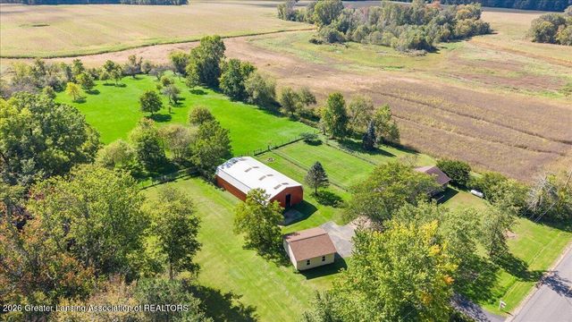 11656 Bishop Highway, Lansing, MI 48911