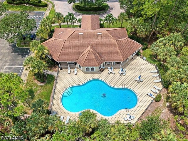 3768 Baldwin LN, Naples, FL 34116
