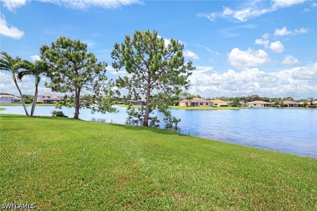 3768 Baldwin LN, Naples, FL 34116