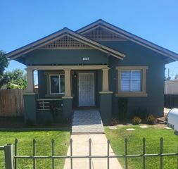 3620 E Illinois Avenue, Fresno, CA 93702