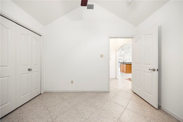 106 N Santa Clara Dr, Rockport, TX 78382