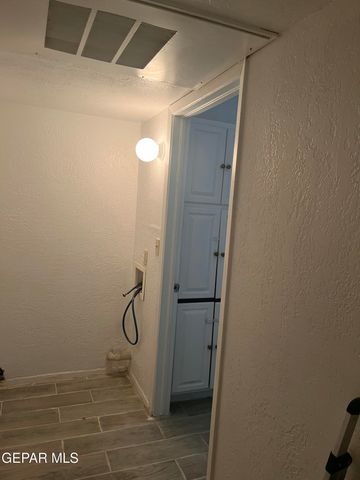 4433 N Stanton Street 214, El Paso, TX 79902