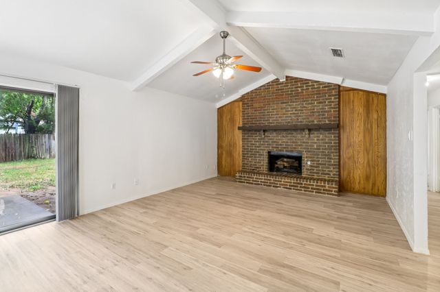 2605 Quail Valley, Irving, TX 75060