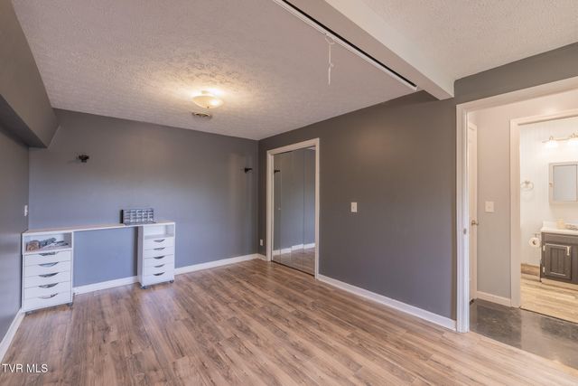 916 New Beason Well Road, Kingsport, TN 37660
