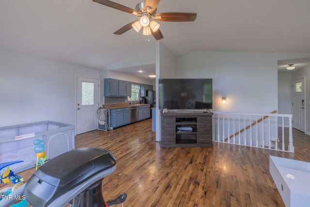 916 New Beason Well Road, Kingsport, TN 37660