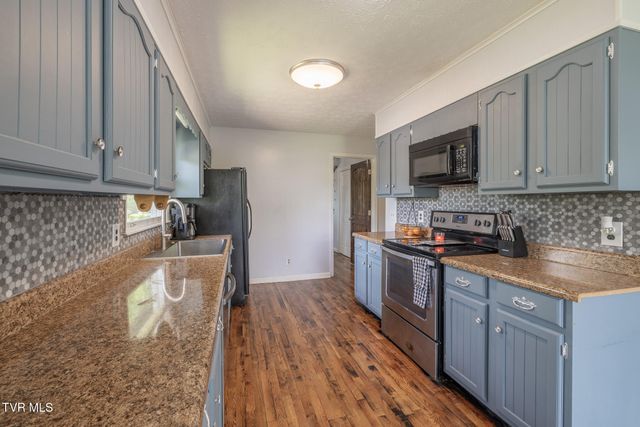 916 New Beason Well Road, Kingsport, TN 37660
