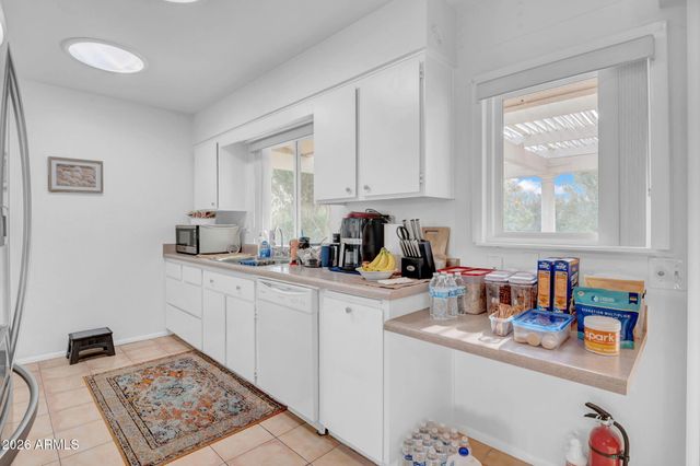 10243 W BURNS Drive, Sun City, AZ 85351