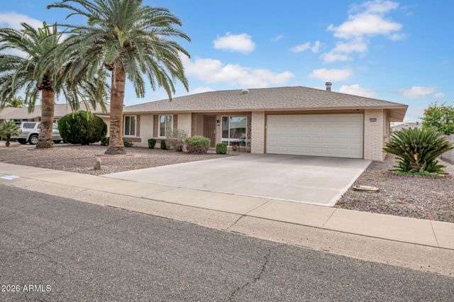 10243 W BURNS Drive, Sun City, AZ 85351