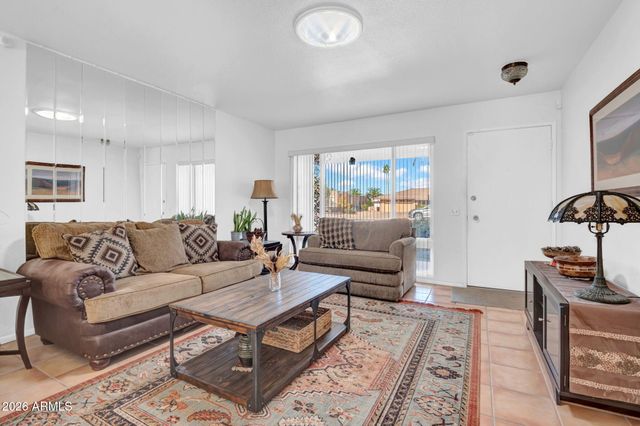 10243 W BURNS Drive, Sun City, AZ 85351