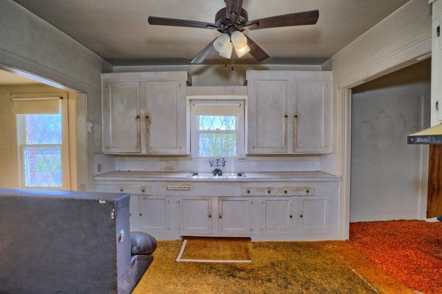 502 W Pine, Overton, TX 75684